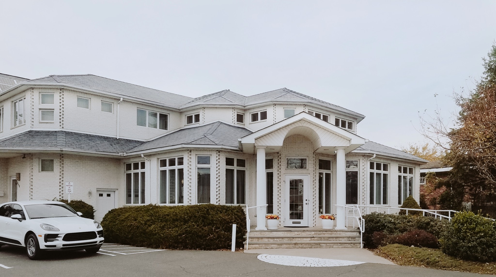 4641 Hylan Blvd, Staten Island, NY for lease Primary Photo- Image 1 of 3