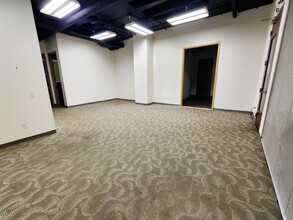 1301 Riverfront Pkwy, Chattanooga, TN for lease Interior Photo- Image 2 of 16