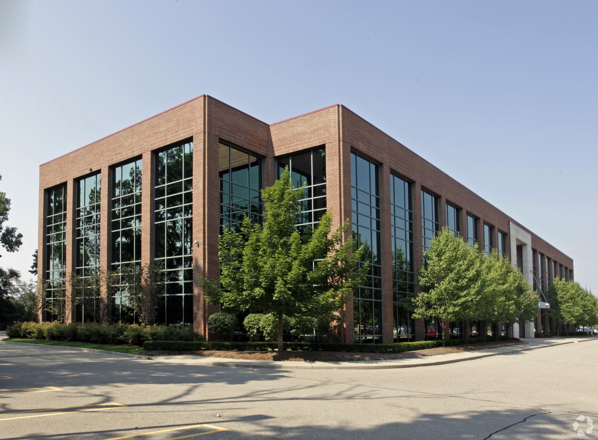 22355 W Eleven Mile Rd, Southfield, MI for sale Primary Photo- Image 1 of 4