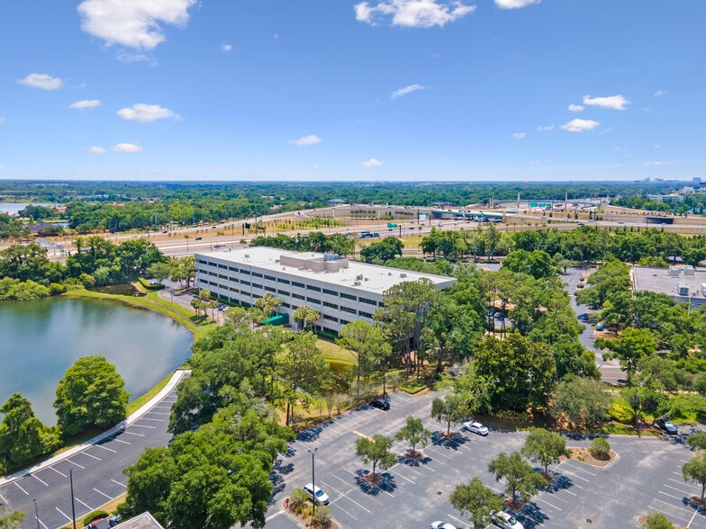 850 Trafalgar Ct, Maitland, FL for lease - Building Photo - Image 3 of 21