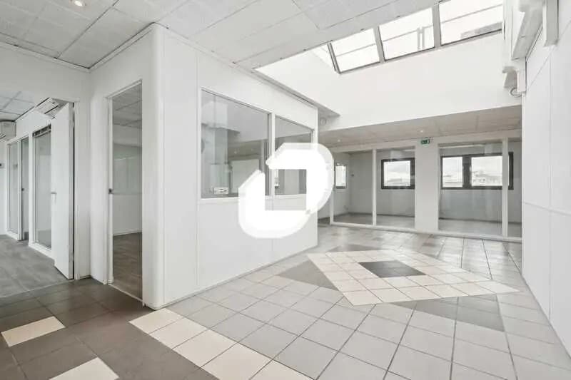 5-13 Rue Maurice Grandcoing, Ivry-sur-Seine à louer Photo intérieure- Image 1 de 9