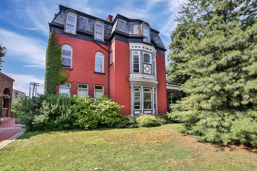 176 North St, Buffalo, NY à vendre - Photo du bâtiment - Image 2 de 53