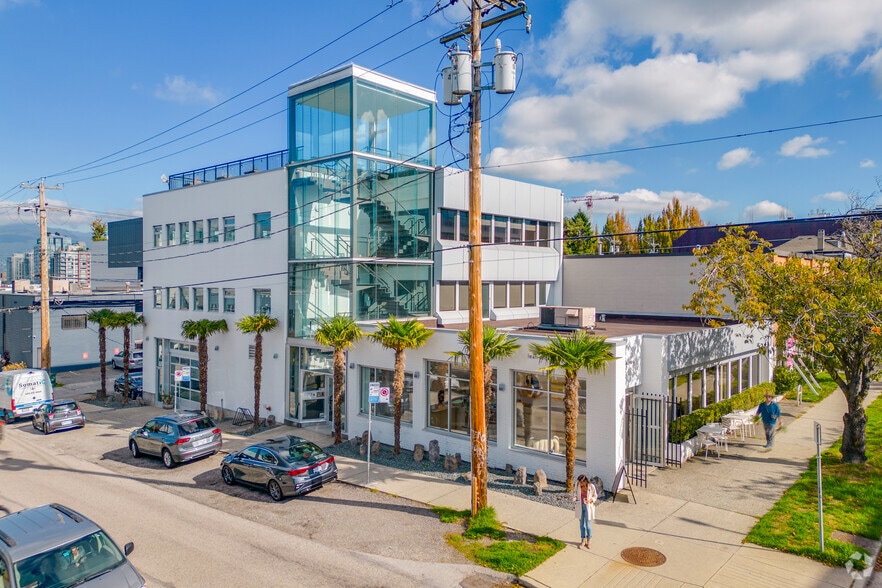 75 7th Ave W, Vancouver, BC for sale - Primary Photo - Image 1 of 1