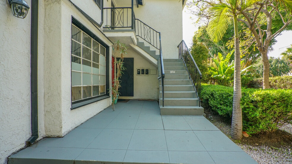 6112-6114 Saturn St, Los Angeles, CA for sale - Building Photo - Image 3 of 30