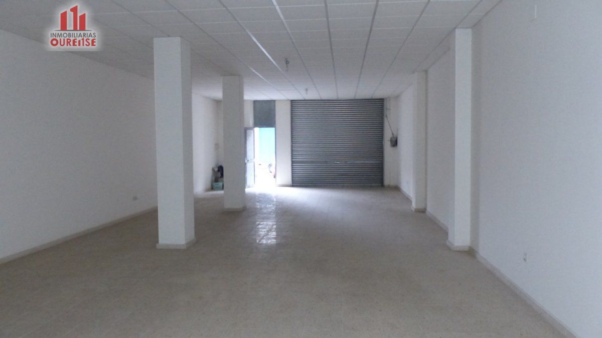 Retail in Ourense, Orense for lease Building Photo- Image 1 of 8