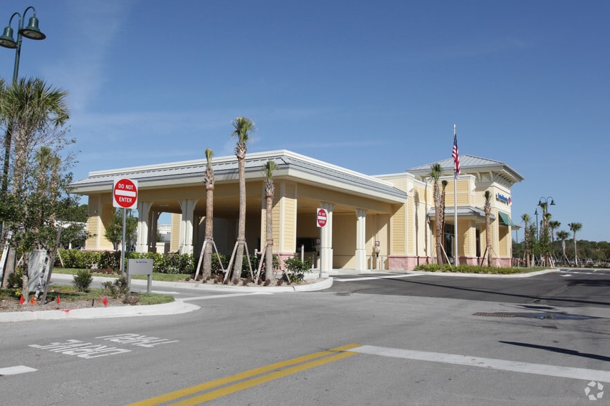 12965 Collier Blvd, Naples, FL à louer - Photo du bâtiment - Image 3 de 7