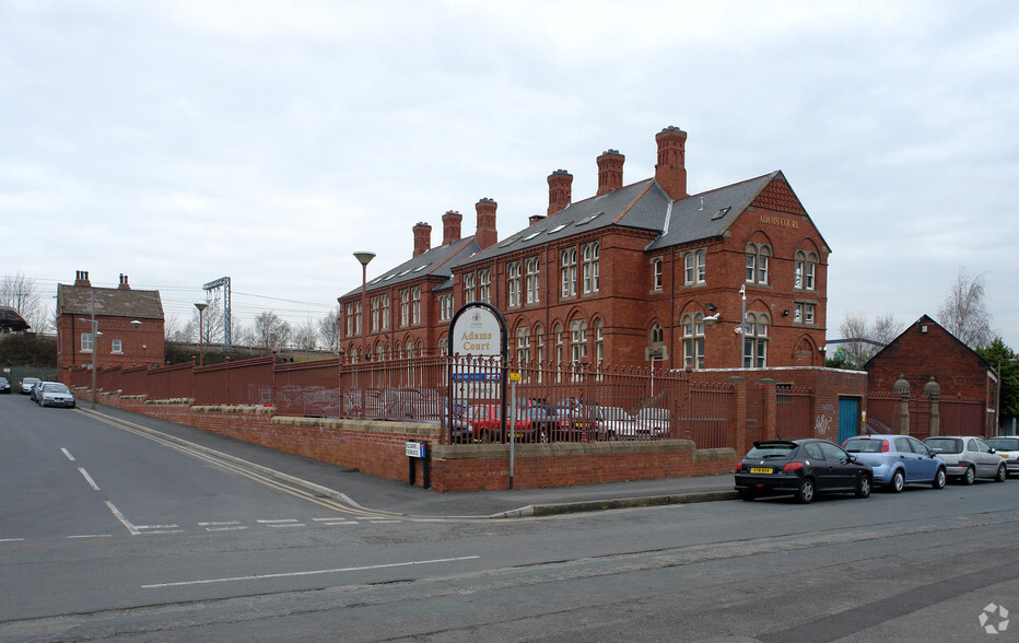 Whitehall Rd, Leeds for lease - Primary Photo - Image 1 of 9