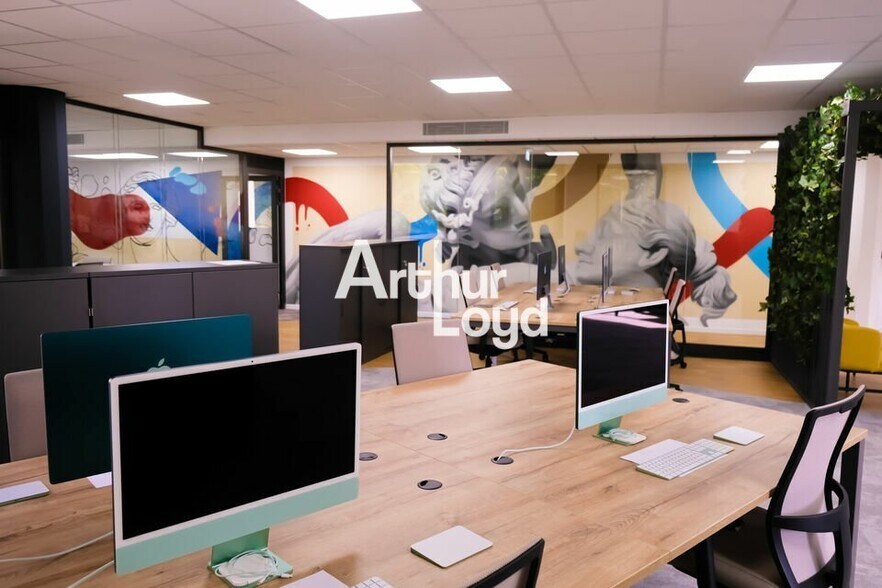 Office in Biot for sale - Interior Photo - Image 3 of 12