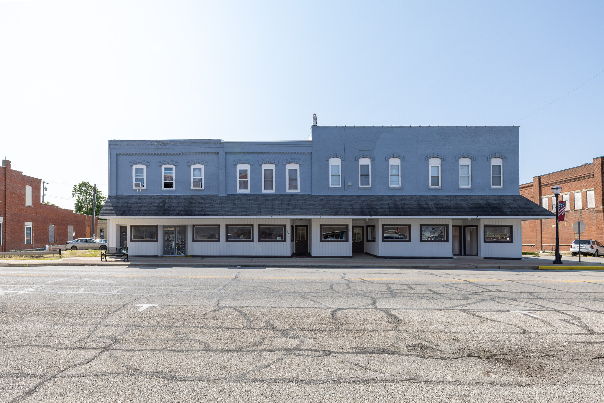 202 E 5th St, Fowler, IN à vendre Photo principale- Image 1 de 38