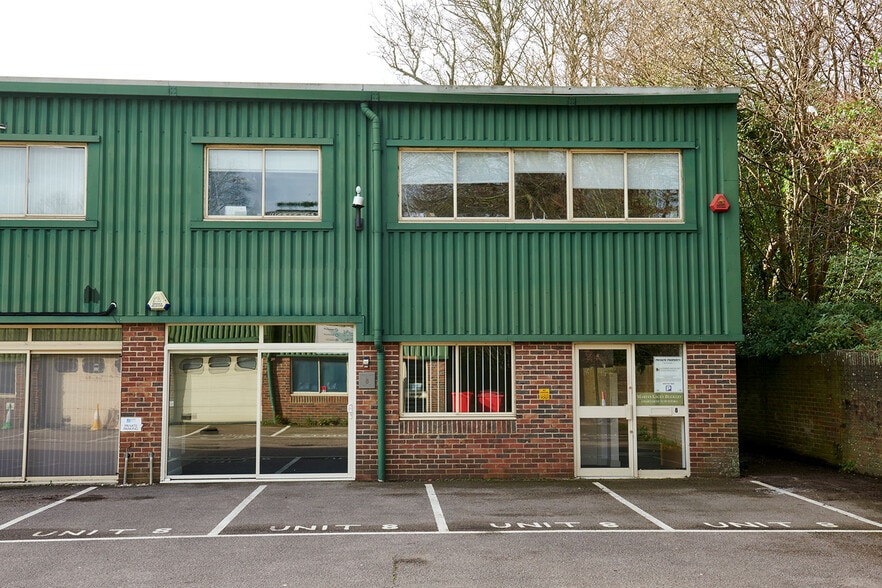 Bridge Rd, Haywards Heath for lease - Building Photo - Image 2 of 2