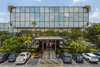 Plus de détails pour 5190 NW 167th St, Miami Lakes, FL - Bureau/Médical à louer