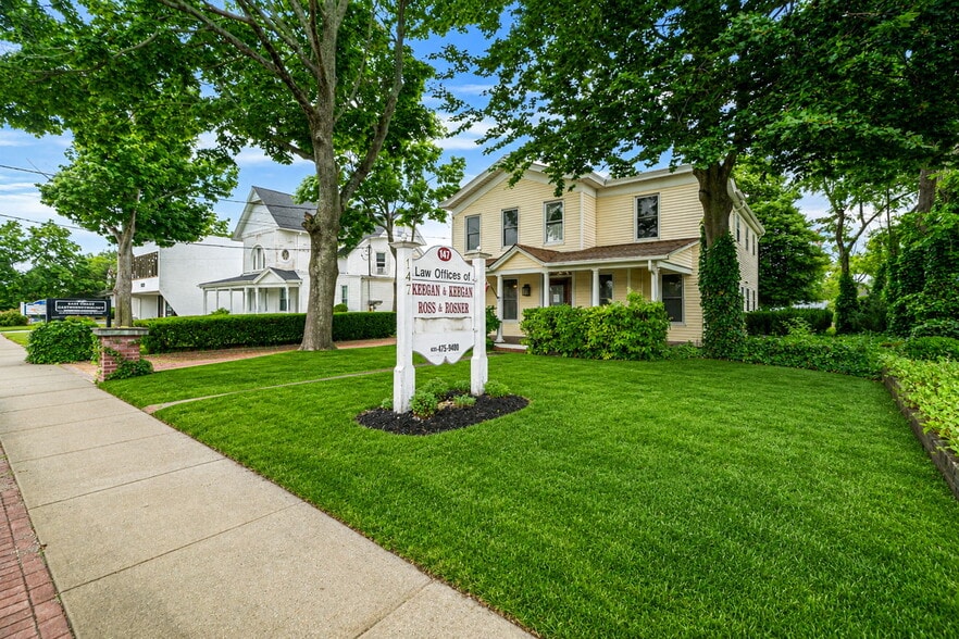 147 N Ocean Ave, Patchogue, NY for sale - Building Photo - Image 2 of 39