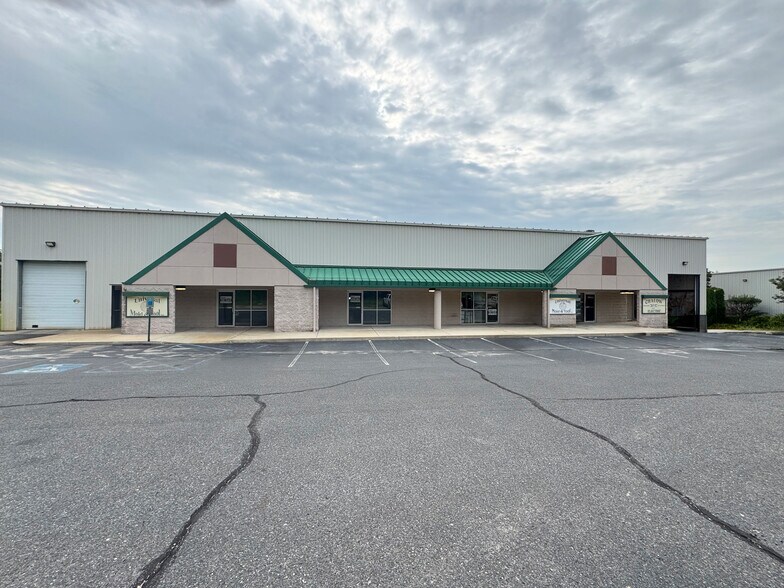 1200 S West Blvd, Vineland, NJ à vendre - Photo du bâtiment - Image 2 de 8