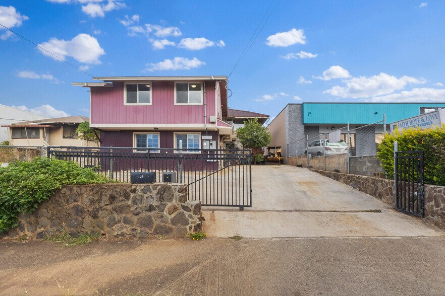 932 Waiakamilo Rd, Honolulu, HI à vendre - Photo principale - Image 1 de 15