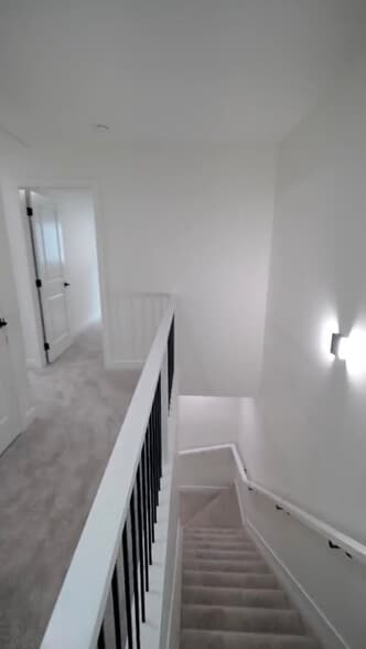 10447-10451 149 St NW, Edmonton, AB for sale - Interior Photo - Image 3 of 5