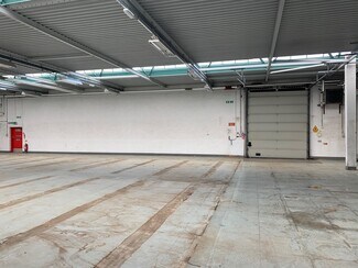 Plus de détails pour 10-14 Hawbank Rd, East Kilbride - Industriel à louer