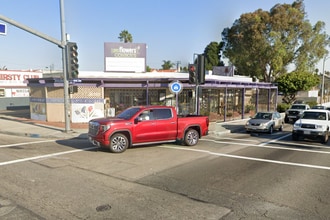 2709 Artesia Blvd, Redondo Beach, CA for lease Interior Photo- Image 1 of 3