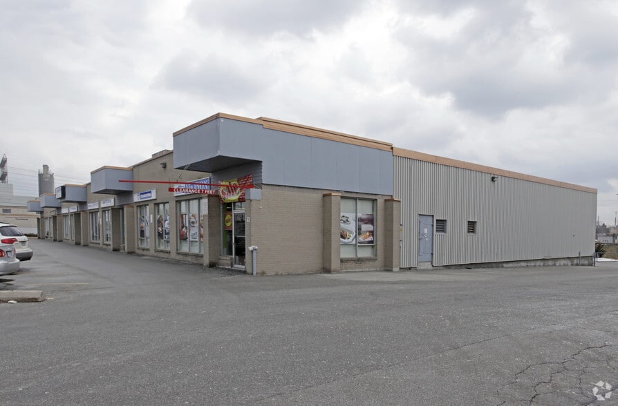 21 Royalcrest Rd, Toronto, ON for sale - Primary Photo - Image 1 of 1