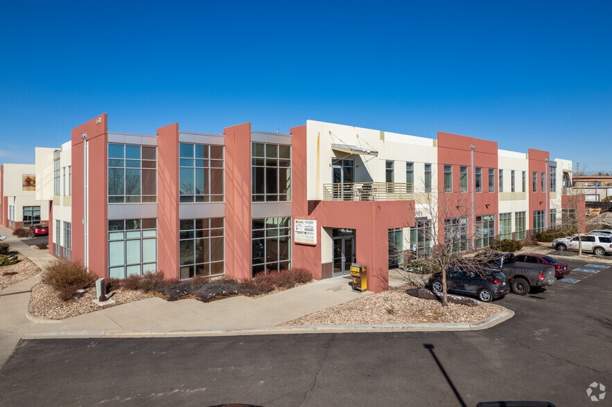 5511 W 56th Ave, Arvada, CO à louer - Photo du bâtiment - Image 2 de 7