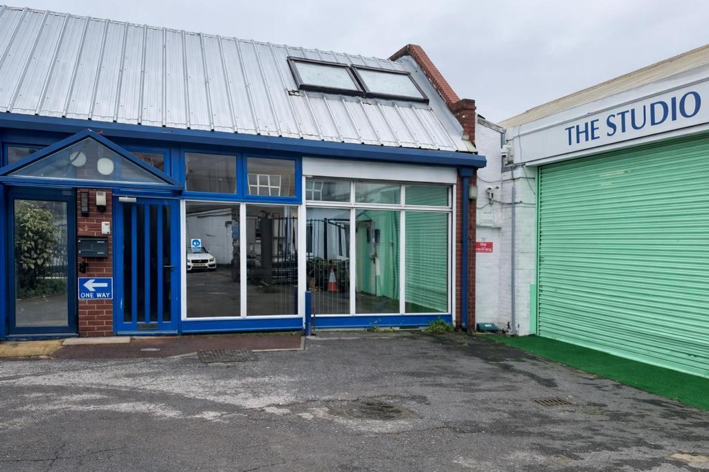 Acton Hill Mews, Londres à vendre Photo principale- Image 1 de 5