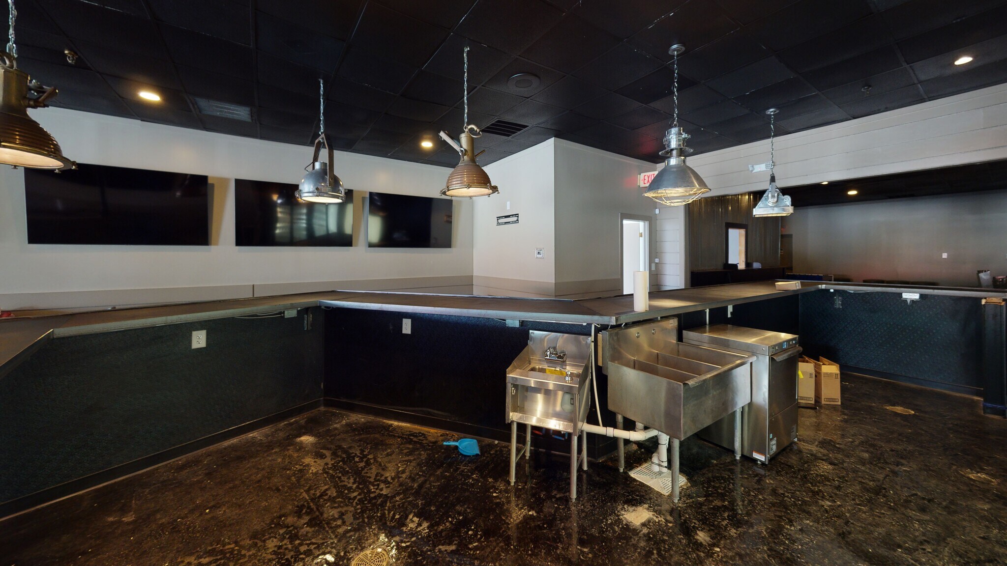 220 W Kings Hwy, Eden, NC à louer Photo intérieure- Image 1 de 2