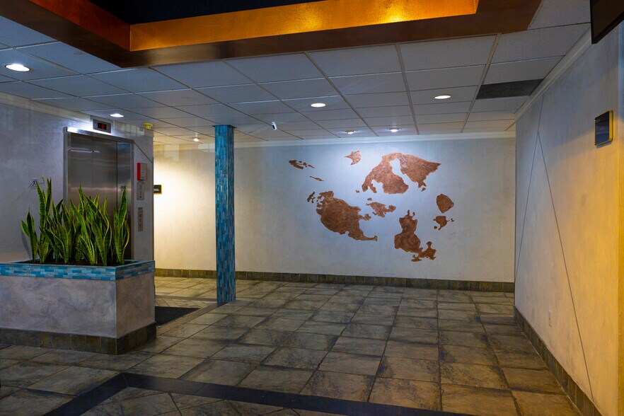 1818 Westlake Ave N, Seattle, WA à louer - Photo intérieure - Image 2 de 10