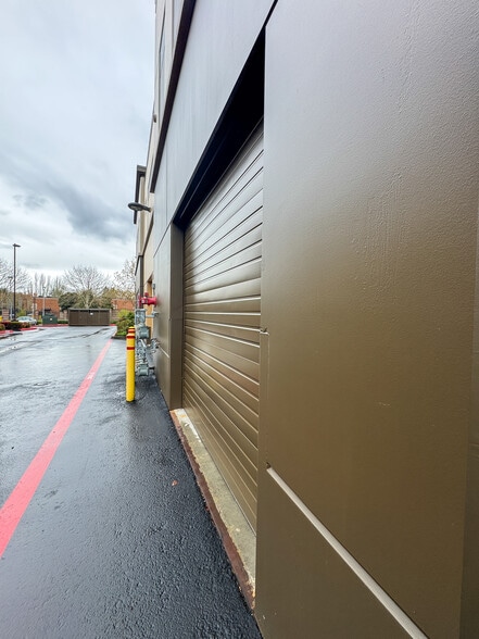 3479 NE John Olsen Ave, Hillsboro, OR for lease - Building Photo - Image 2 of 8