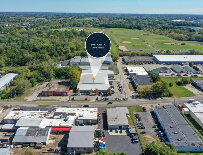 Plus de détails pour 905 Anita Ave, Antioch, IL - Industriel à louer