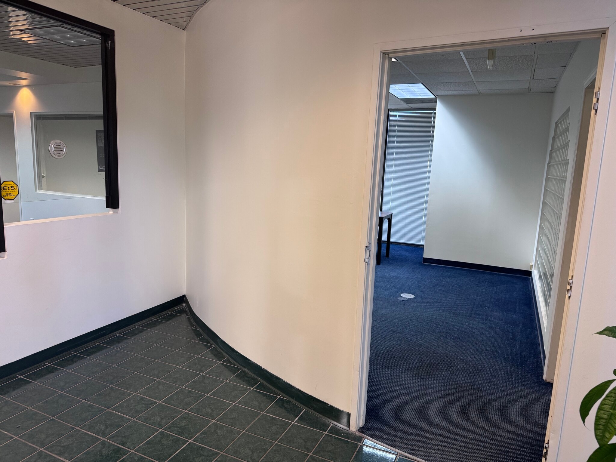 3360 Flair Dr, El Monte, CA à louer Photo intérieure- Image 1 de 6