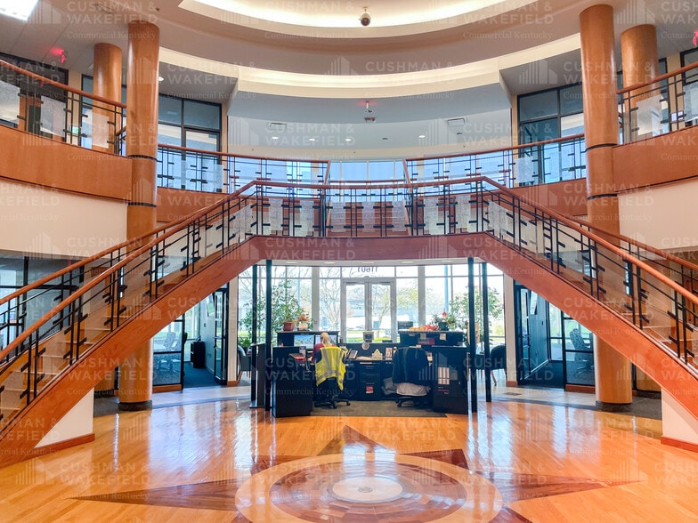 11601 Interchange Dr, Louisville, KY for lease - Building Photo - Image 3 of 4