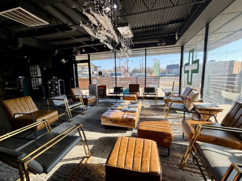 2925 Lakeside Dr, Oklahoma City, OK à vendre - Photo intérieure - Image 3 de 6