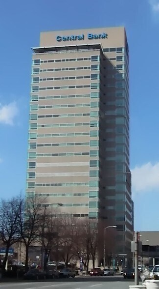 300 W Vine St, Lexington, KY à louer - Photo du bâtiment - Image 2 de 5