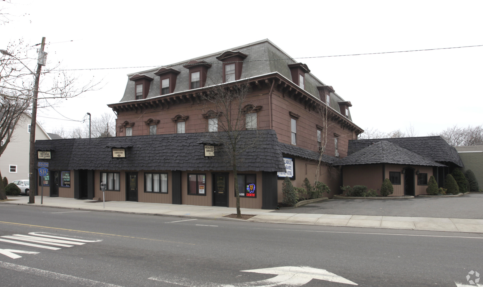 287-297 Main St, Metuchen, NJ à louer Photo du bâtiment- Image 1 de 6