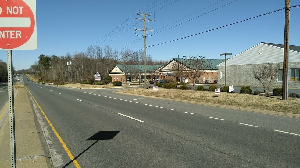 Barbara's Way, King George, VA à vendre - Photo du bâtiment - Image 3 de 23
