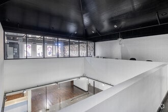 464 N Fairfax Ave, Los Angeles, CA for lease Interior Photo- Image 2 of 7