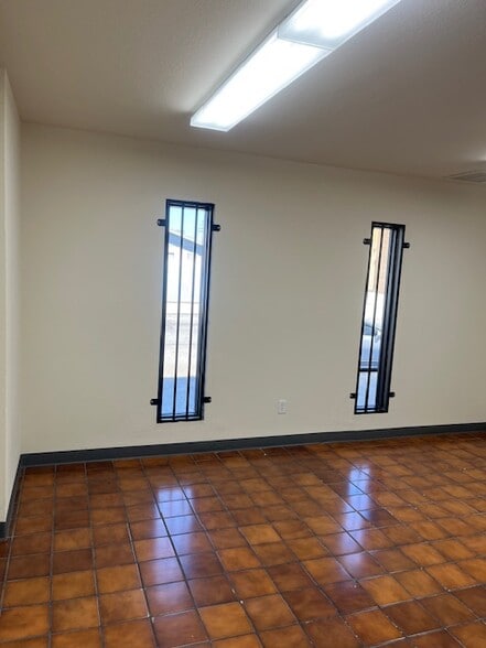 2222 Lee Ave, South El Monte, CA for lease - Building Photo - Image 3 of 13