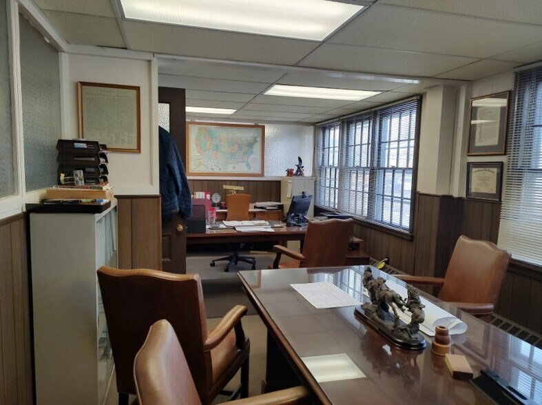 54 Rockdale St, Worcester, MA à louer - Photo intérieure - Image 2 de 7