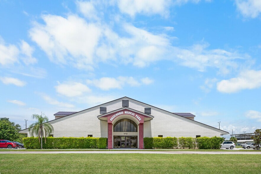 1713 US Highway 441 N, Okeechobee, FL à vendre - Photo du bâtiment - Image 3 de 30