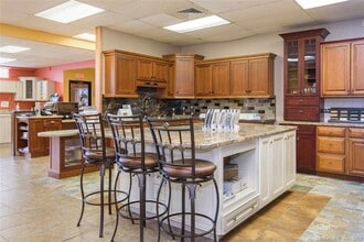 1695 Poquonock Ave, Windsor, CT à louer Photo intérieure- Image 1 de 12