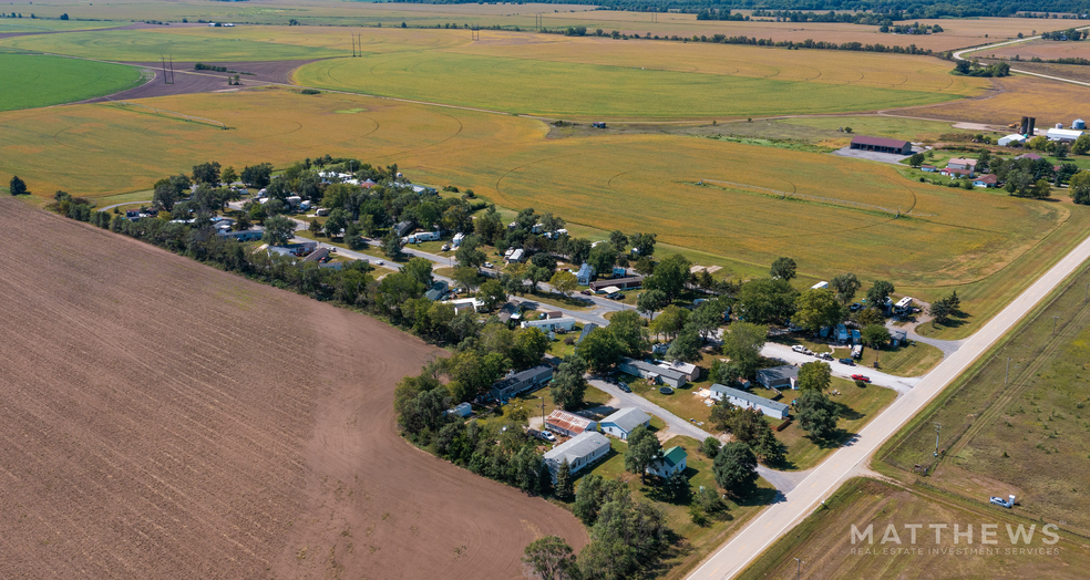 10325 County Road G44X, Muscatine, IA for sale - Primary Photo - Image 1 of 3