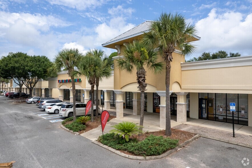 11751-11761 Beach St, Jacksonville, FL for lease - Building Photo - Image 3 of 8
