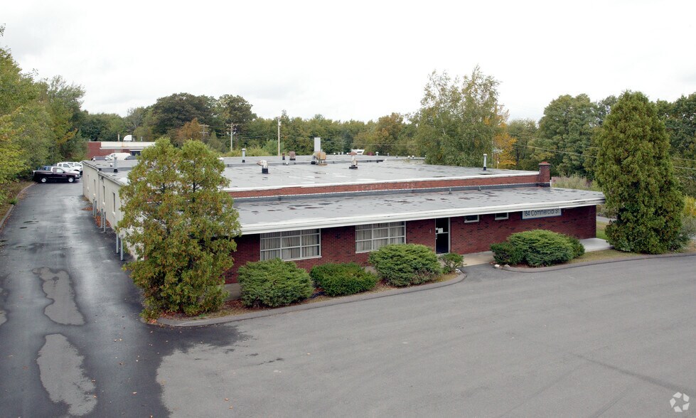 178 Commercial St, Watertown, CT à vendre - Photo du bâtiment - Image 1 de 4