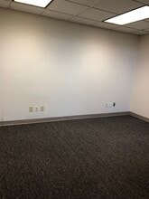 1750 Madison Ave, Memphis, TN for lease Interior Photo- Image 1 of 5