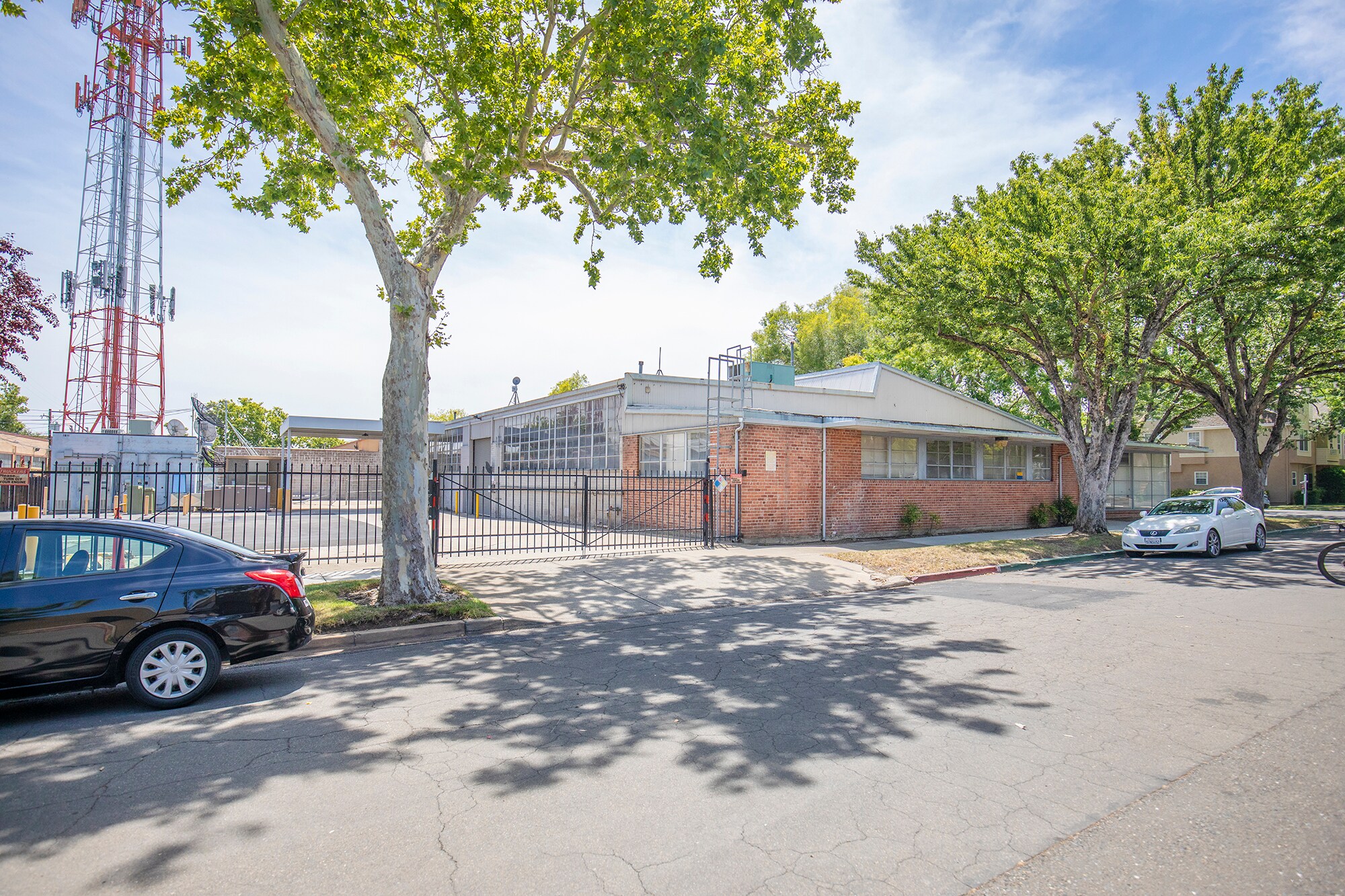 1829 22nd St, Sacramento, CA for lease Primary Photo- Image 1 of 14