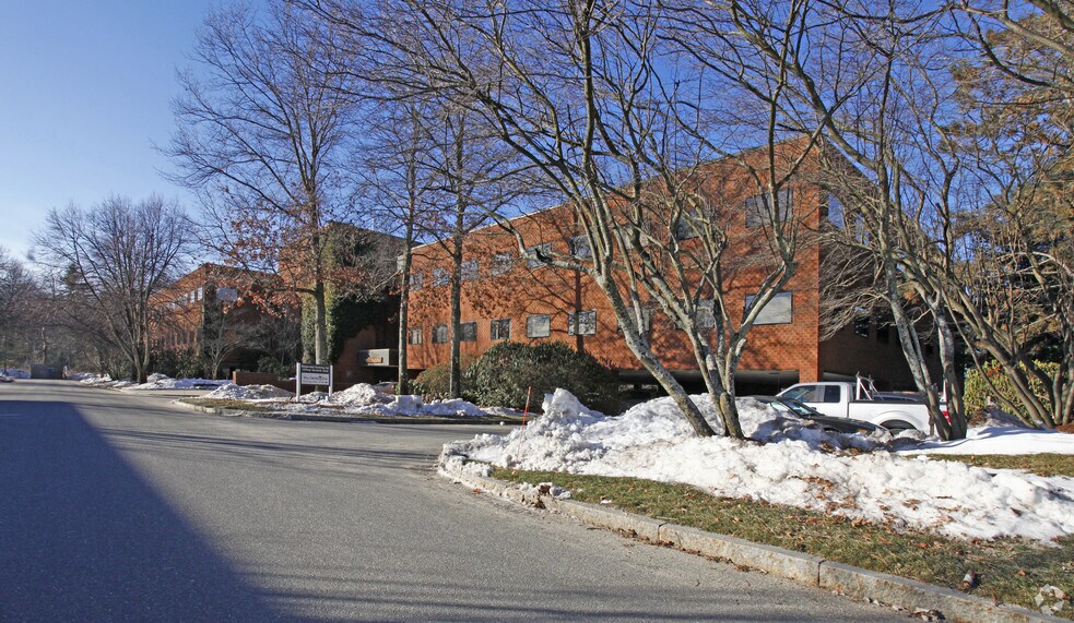 209 Burlington Rd, Bedford, MA à louer - Photo du bâtiment - Image 2 de 3