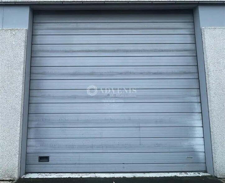 Local d'activités dans Villepinte à vendre - Photo du bâtiment - Image 2 de 6