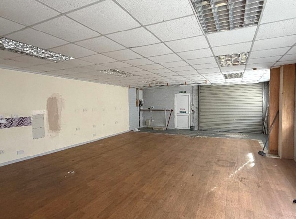 Venny Bridge, Exeter for lease Interior Photo- Image 1 of 3