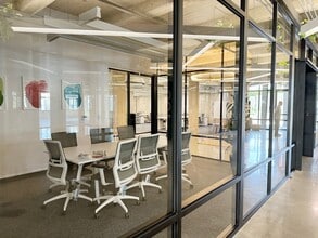 671 Mill St, Los Angeles, CA for lease Interior Photo- Image 1 of 3