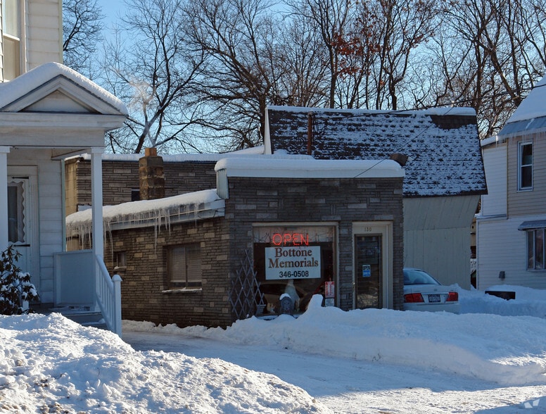 130 Mcclellan St, Schenectady, NY for sale - Building Photo - Image 2 of 12