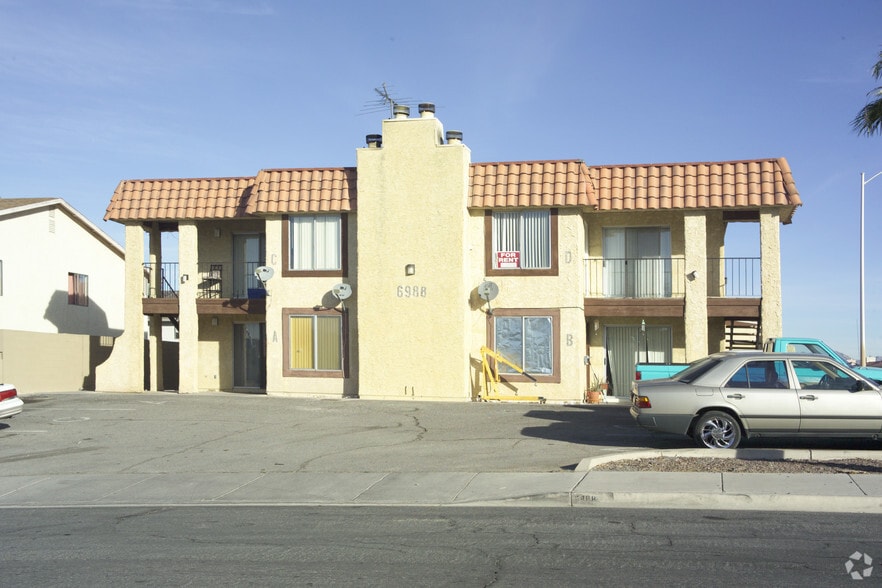 6988 Kilgore Dr, Las Vegas, NV for sale - Building Photo - Image 2 of 3